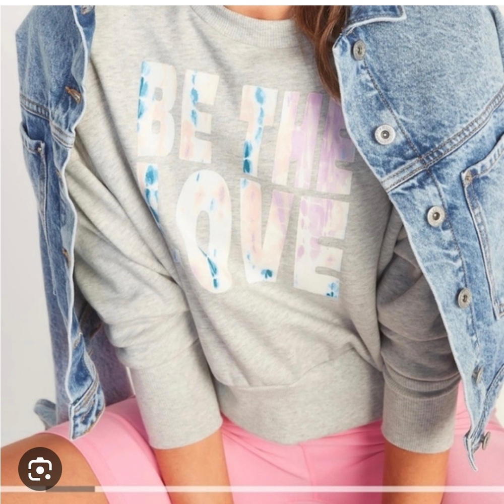 Women’s crop crew C13
